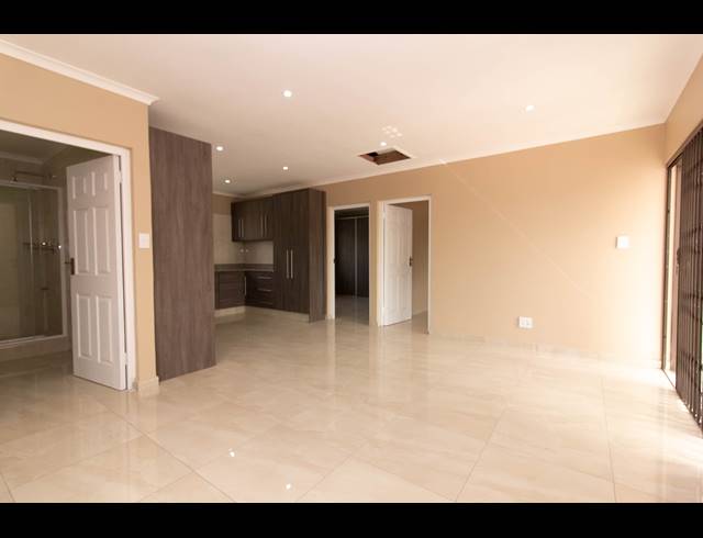 2 BEDROOM APARTMENT BLOCK TO LET IN SILVERGLEN